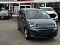 Neu Fiat Doblò 102 PS (75 kW) 2025 Blau Van / Kleinbus