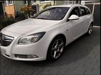 Gebraucht Opel Insignia 194 PS (142 kW) 2013 Weiß Kombi