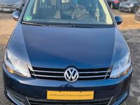 Gebraucht VW Sharan Edition 140 PS (102 kW) 2015 Blau Van / Kleinbus