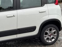 Gebraucht Fiat Panda 4x4 75 PS (55 kW) 2015 Weiß Kleinwagen