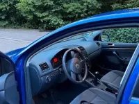 Gebraucht VW Golf V 75 PS (55 kW) 2005 Blau Kleinwagen