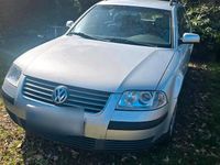 Gebraucht VW Passat 101 PS (74 kW) 2001 Silber Kombi