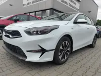 Gebraucht Kia Ceed Gold 140 PS (102 kW) 2024 Weiß Kleinwagen