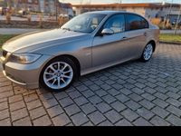 Gebraucht BMW 320 170 PS (125 kW) 2008 Beige Limousine