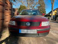 Gebraucht VW Passat 125 PS (91 kW) 2000 Rot Limousine