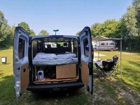 Second-hand Renault Trafic 101 CP (74 kW) 2004 Alb Monovolum