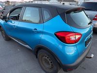 Gebraucht Renault Captur Life 90 PS (66 kW) 2016 Blau SUV