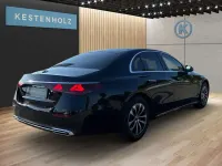 Gebraucht Mercedes E200 163 PS (119 kW) 2026 Schwarz uni Limousine