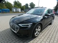 Gebraucht Audi e-tron 300 kW (408 PS) 2023 Schwarz SUV