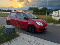 Gebraucht Renault Twingo 58 PS (42 kW) 2009 Rot Kleinwagen