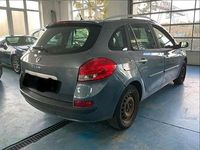 Gebraucht Renault Clio II Dynamique 100 PS (73 kW) 2008 Grau Limousine