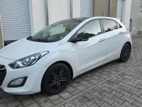 Gebraucht Hyundai i30 Edition 110 PS (80 kW) 2014 Weiß Limousine