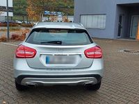 Gebraucht Mercedes GLA250 211 PS (155 kW) 2014 Silber SUV