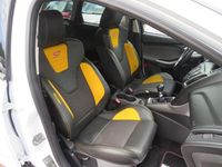 Gebraucht Ford Focus Trend 116 PS (85 kW) 2015 Weiß Limousine