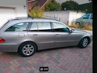 Gebraucht Mercedes E270 177 PS (130 kW) 2004 Silber Kombi
