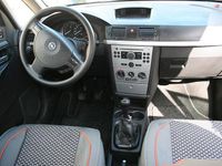 Gebraucht Opel Meriva Edition 90 PS (66 kW) 2006 Silber Van / Kleinbus