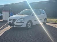Gebraucht VW Polo 60 PS (44 kW) 2007 Weiß Kleinwagen