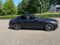 Gebraucht Mercedes E350 AMG line 300 PS (220 kW) 2020 Schwarz Limousine