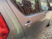 Gebraucht Opel Agila Edition 94 PS (69 kW) 2011 Kleinwagen