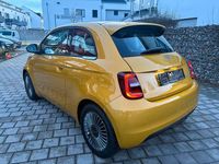 Neu Fiat 500 65 PS (47 kW) 2026 Gelb Limousine