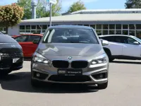 Gebraucht BMW 218 Advantage 150 PS (110 kW) 2016 Platinsilber metallic Van / Kleinbus