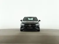 Gebraucht Mercedes A200 Advanced 163 PS (119 kW) 2025 Schwarz Limousine