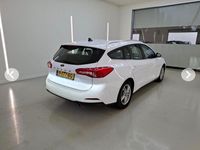 Gebraucht Ford Focus Trend 120 PS (88 kW) 2022 Weiß Kombi