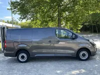 Gebraucht Peugeot Expert Premium 122 PS (89 kW) 2019 Schwarz Van