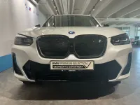 Gebraucht BMW iX3 Impressive 210 kW (286 PS) 2024 Weiß SUV