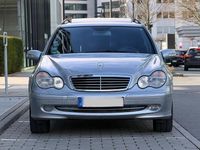 Gebraucht Mercedes C320 Avantgarde 218 PS (160 kW) 2001 Silber Kombi