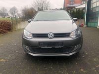 Gebraucht VW Polo Match 90 PS (66 kW) 2012 Grau Limousine