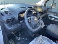 Neu Fiat Doblò 102 PS (75 kW) 2025 Weiß Van / Kleinbus