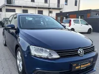 Gebraucht VW Jetta Comfortline 160 PS (117 kW) 2011 Blau Limousine