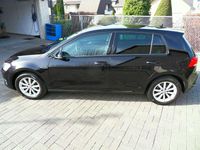 Gebraucht VW Golf VII LOUNGE 110 PS (80 kW) 2016 Deep black perleffekt Kleinwagen