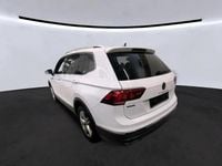 Gebraucht VW Tiguan Allspace Move 140 PS (102 kW) 2024 Weiß SUV