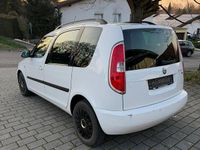 Gebraucht Skoda Roomster 69 PS (50 kW) 2009 Weiß Van / Kleinbus