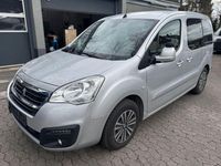 Gebraucht Peugeot Partner Tepee 120 PS (88 kW) 2018 Silber Van / Kleinbus