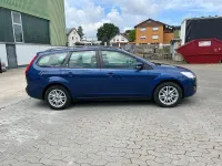 Gebraucht Ford Focus Ghia 116 PS (85 kW) 2009 Blau Limousine