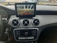 Gebraucht Mercedes CLA180 Urban 122 PS (89 kW) 2017 Rot Limousine