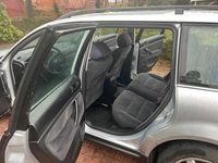 Gebraucht VW Passat 116 PS (85 kW) 2001 Grau Limousine