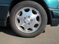 Gebraucht Mercedes E220 Sportline 150 PS (110 kW) 1996 Grün Cabrio