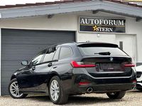 Gebraucht BMW 318 156 PS (114 kW) 2023 Schwarz Kombi