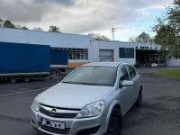 Używany Opel Astra 116 KM (85 kW) 2007 Srebrny Hatchback