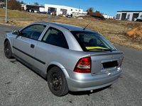 Gebraucht Opel Astra 86 PS (63 kW) 2001 Silber Kleinwagen