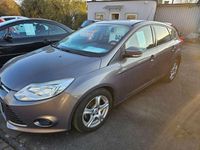Gebraucht Ford Focus Ambiente 95 PS (69 kW) 2014 Brisbane braun (met.) Kleinwagen