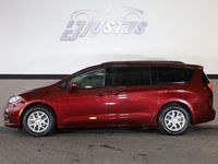 Gebraucht Chrysler Pacifica Touring 287 PS (211 kW) 2021 Rot Kombi