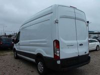 Gebraucht Ford Transit Trend 155 PS (114 kW) 2016 Weiß Van / Kleinbus