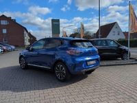 Käytetty Renault Clio V Techno 91 HP (66 kW) 2025 Sininen Sedan