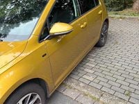Gebraucht VW Golf VII 116 PS (85 kW) 2018 Gelb Limousine