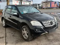 Gebraucht Mercedes ML350 224 PS (164 kW) 2009 Schwarz SUV